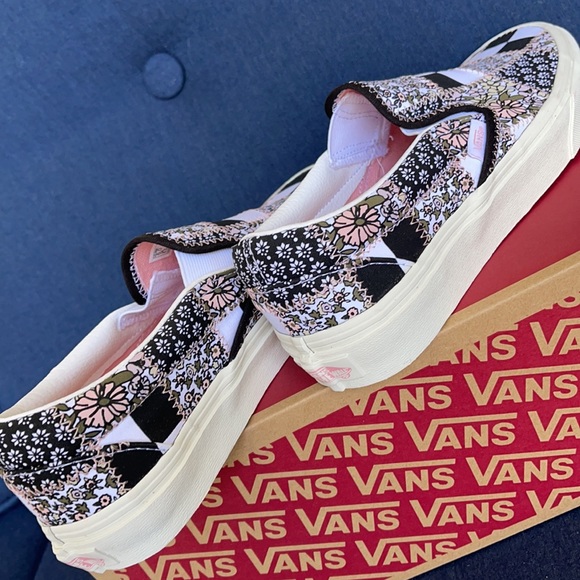 Vans Classic Slip-On Patchwork Floral WMNS - Picture 15 of 16